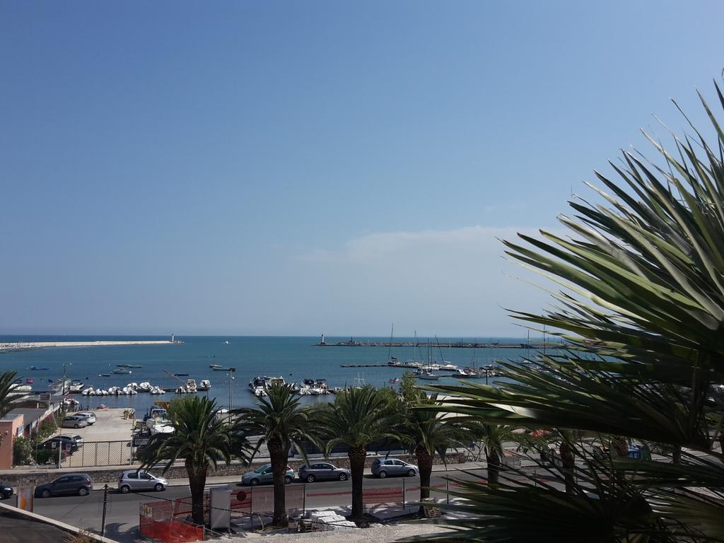 La Dolce Vista - B&B Di Charme Manfredonia Exteriör bild